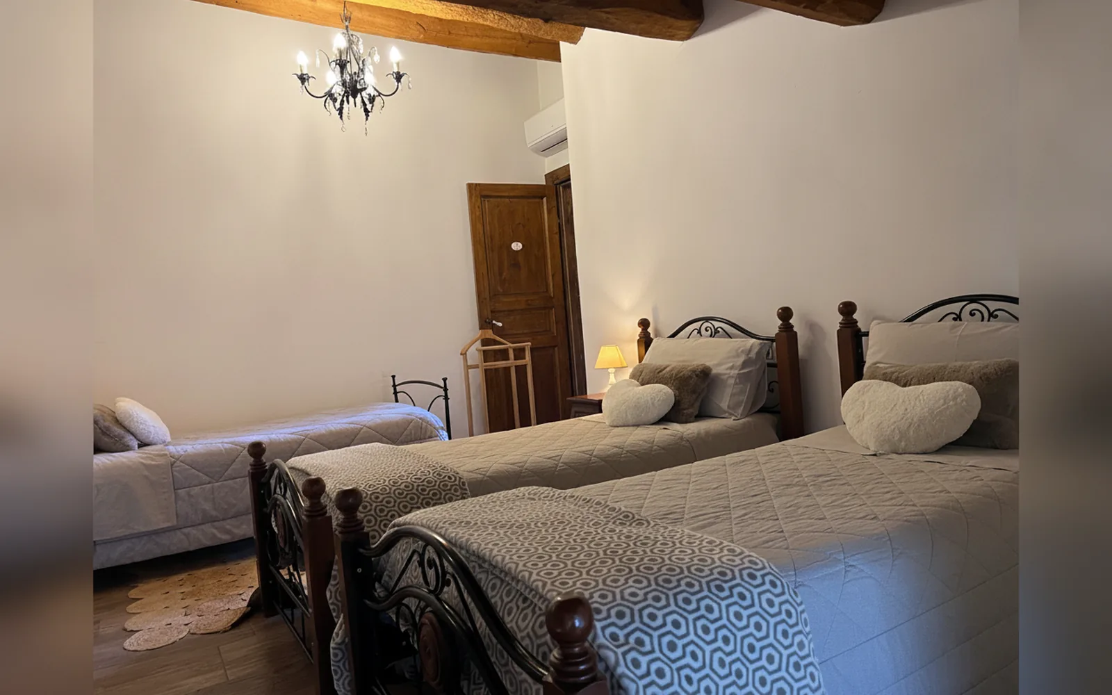 Camera con bagno privato — B&B Il Castello di Alberico, Cotignola (foto 4)